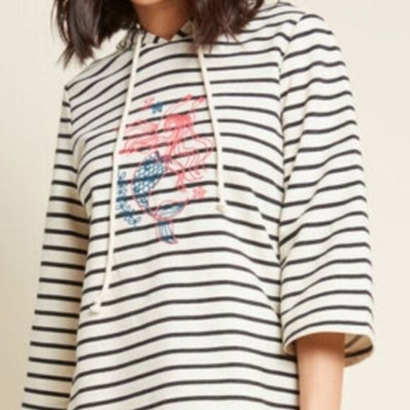 ModCloth Striped Mermaid Embroidered Hoodie size XS - Picture 13 of 13